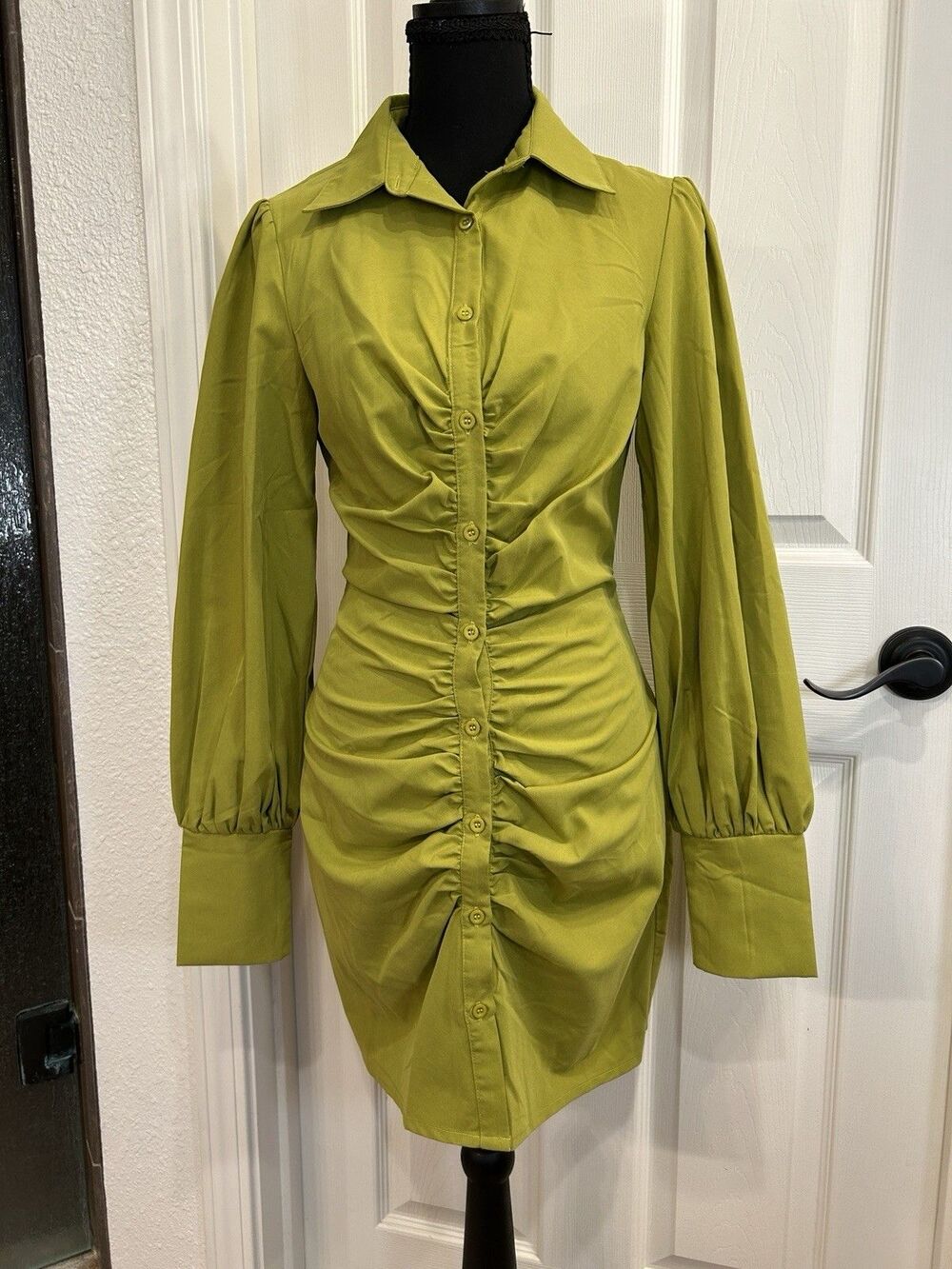 PrettyLittleThing Green Ruched Button Front Mini Bodycon Dress Womens Sz 4